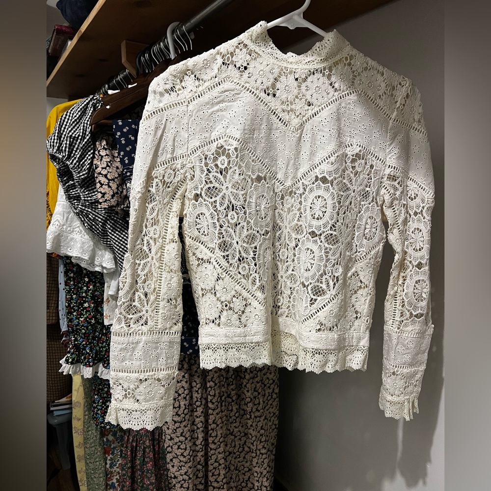 SOLD 🕊️✨ - Picture 2 of 7